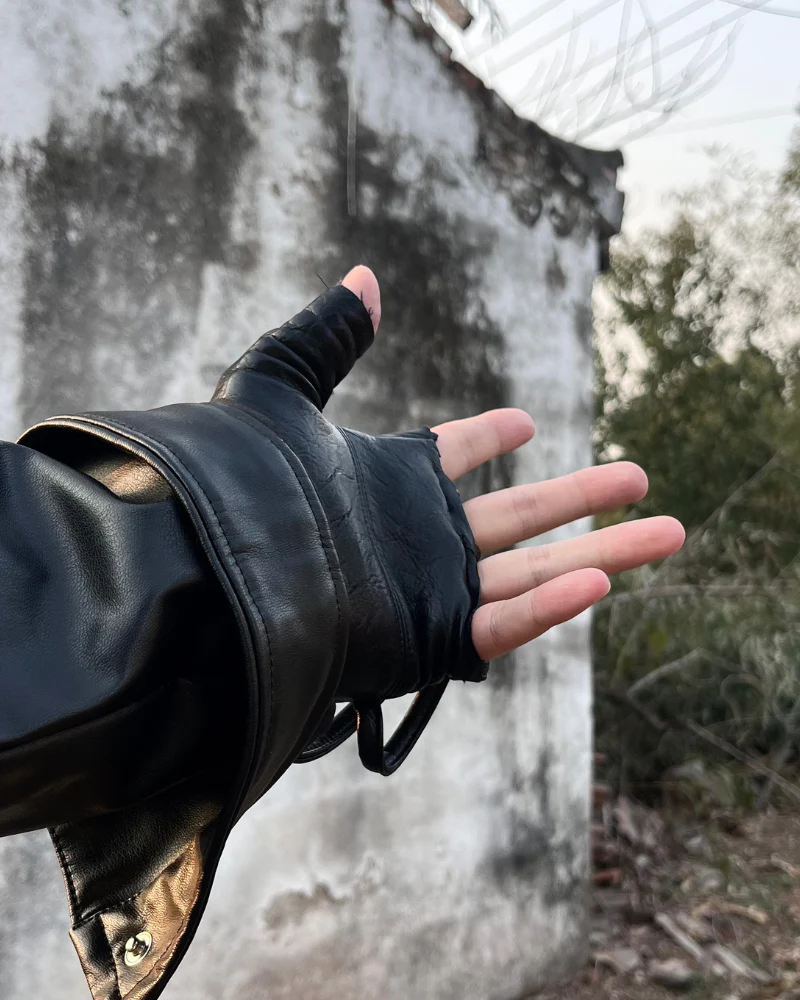 Cyberpunk Functional Zipper Motorcycle Fingerless Gloves - Image 6