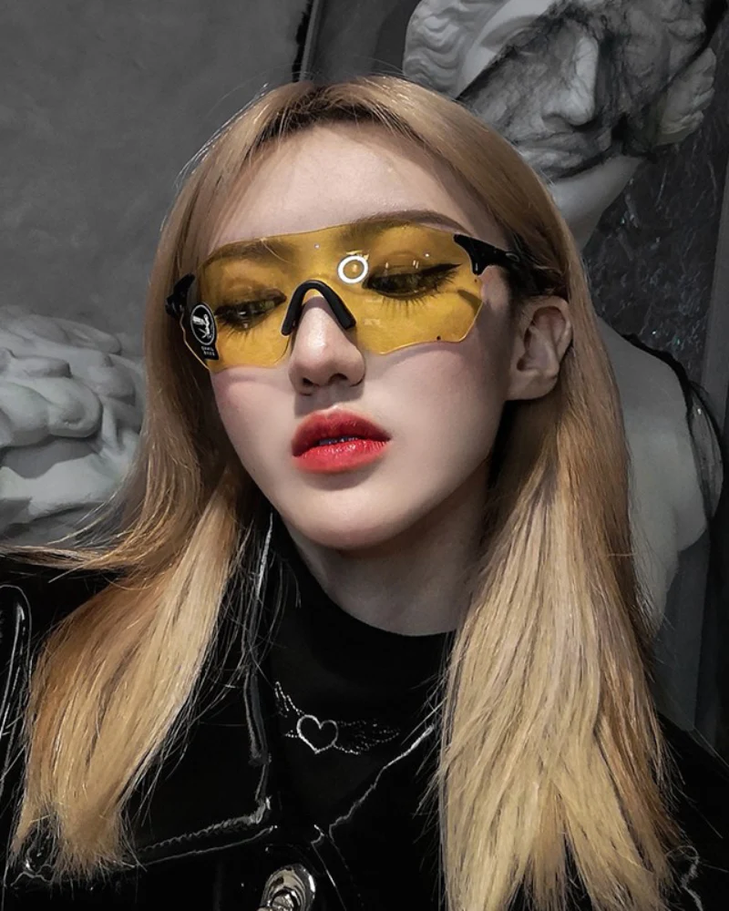 Cyberpunk Future Sci-Fi Y2K Sunglasses - Image 8
