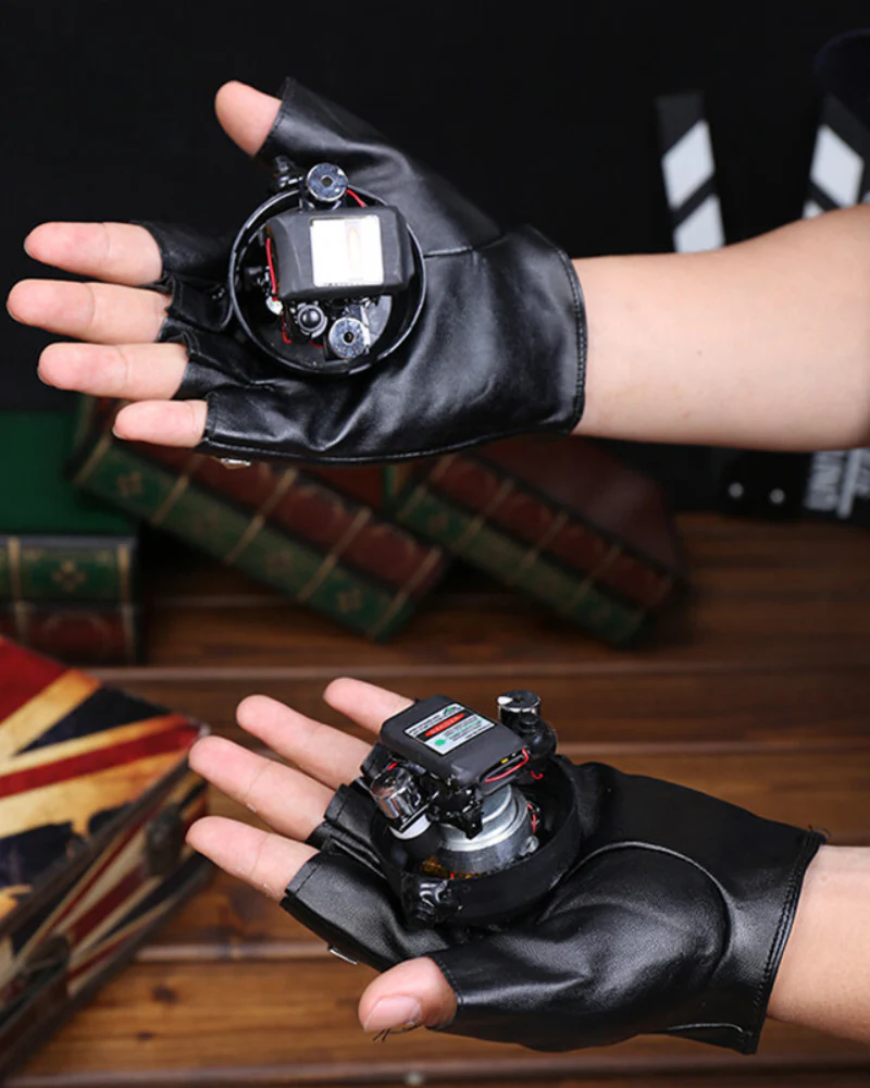 Cyberpunk Red&Green Laser Light Up Gloves - Image 12