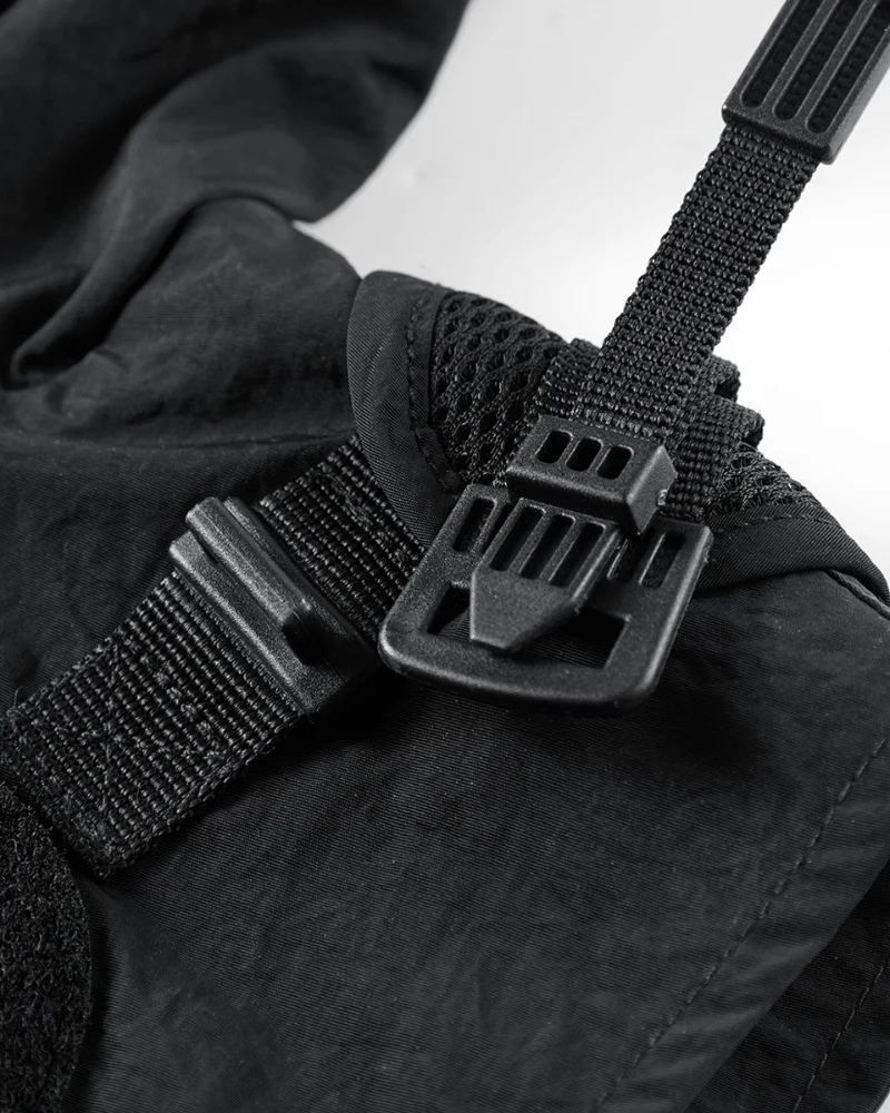 Functional Cropped Cargo Vest - Image 5