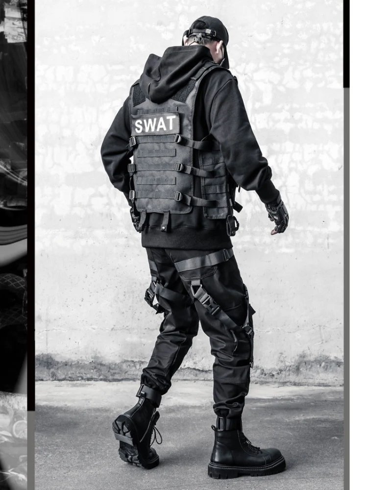 Functional Multi-Ribbon Buckle Black Cargo Pants - Image 7