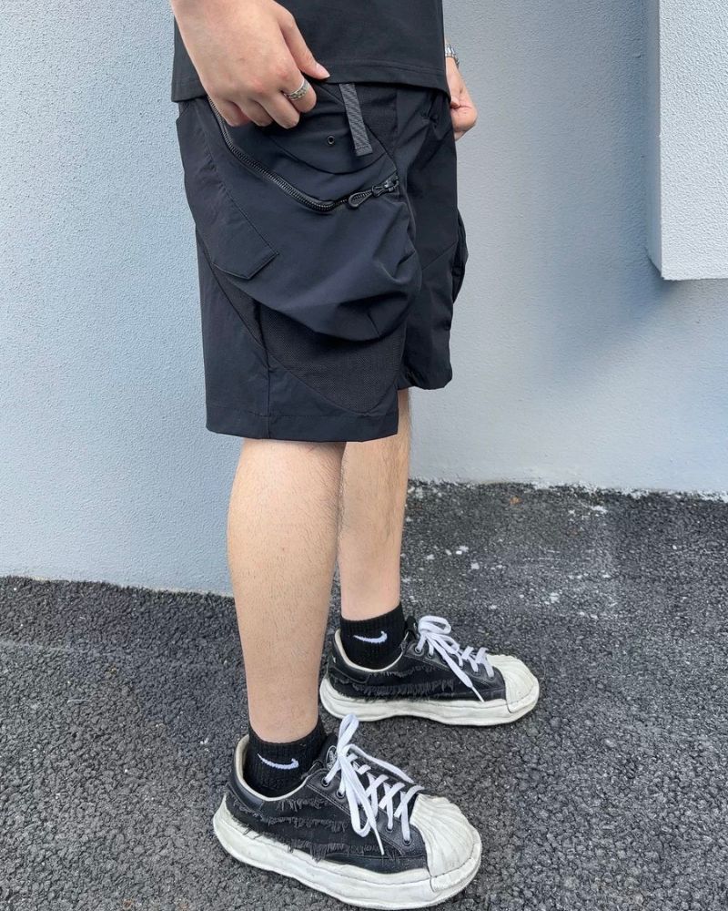 Functional Zipper Pockets Cargo Shorts - Image 5