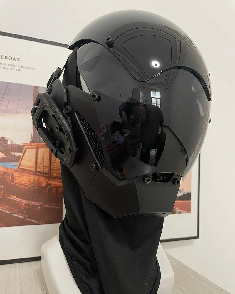 Futuristic Cyberpunk Helmet Mask - Image 8