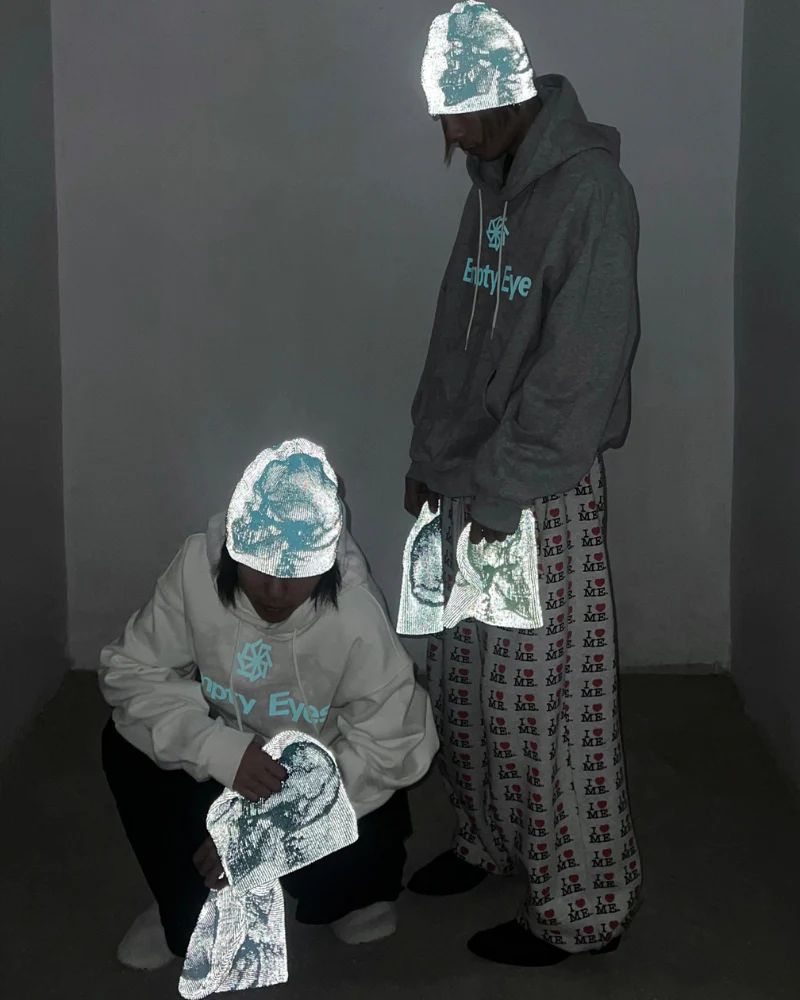 Glow-in-the-Dark Skeleton Unisex Beanie - Image 4
