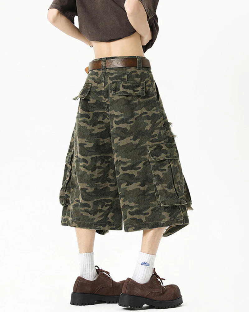High Street Men's Denim Look Distressed Camo Cargo Shorts - Image 6