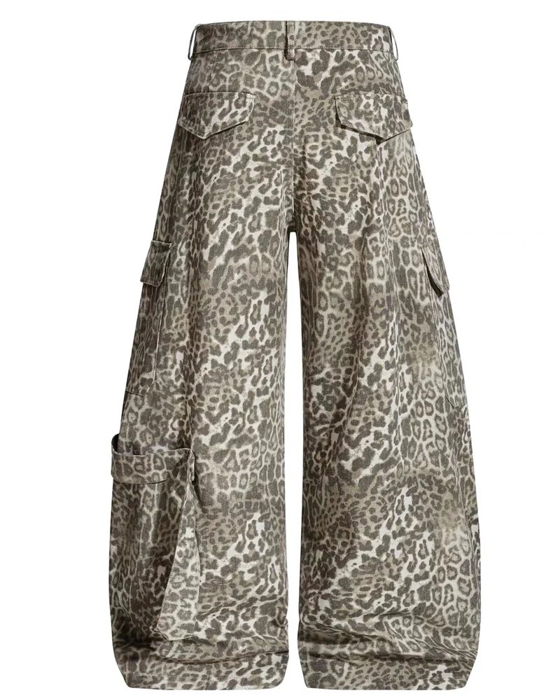 Multi Pockets Zip Leopard Unisex Baggy Cargo Jeans - Image 3
