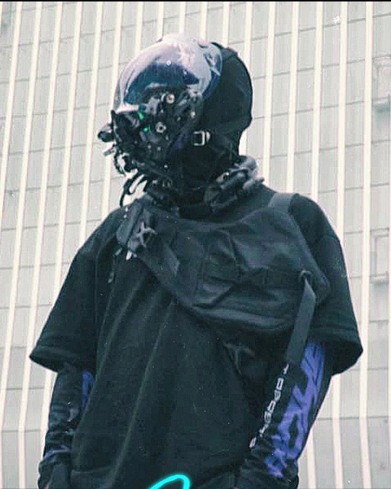 Out of Space Cyberpunk Futuristic Necklace - Image 4