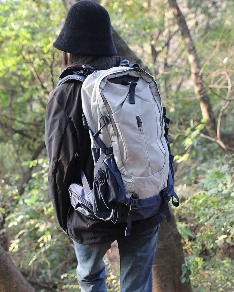 Outdoor Large-Capacity Mountaineering & Hiking Backpack - Image 3