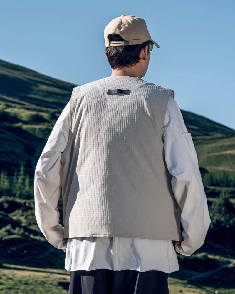 Outdoor Lightweight Unisex Winter Puffer Vest - Image 8