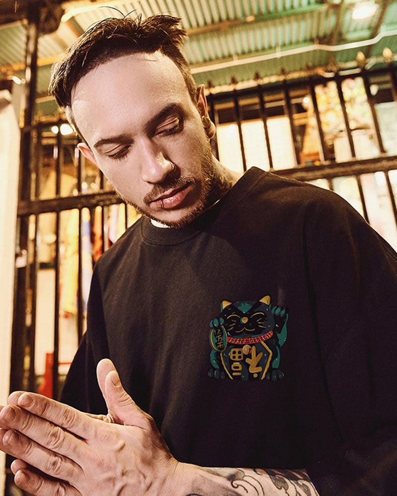 Oversize Streetwear Lucky Cat Graphic T-Shirt - Image 4