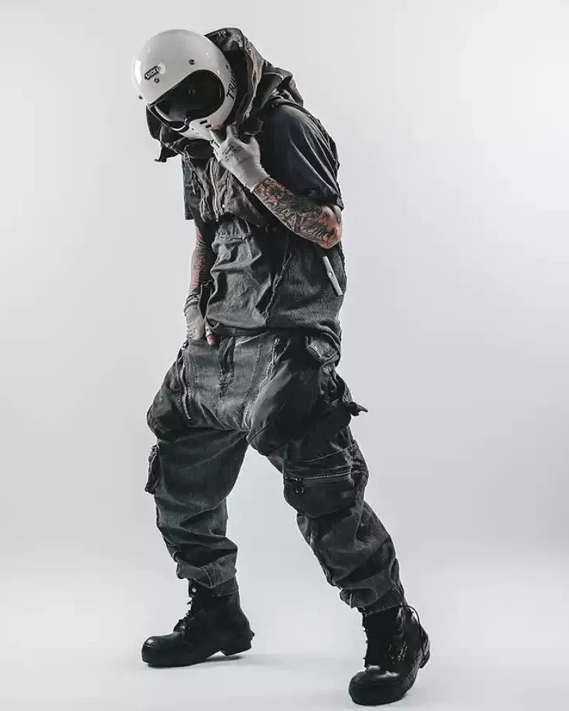 Post-Apocalyptic Dark-Wash Multi-Pocket Cargo Pants - Image 8