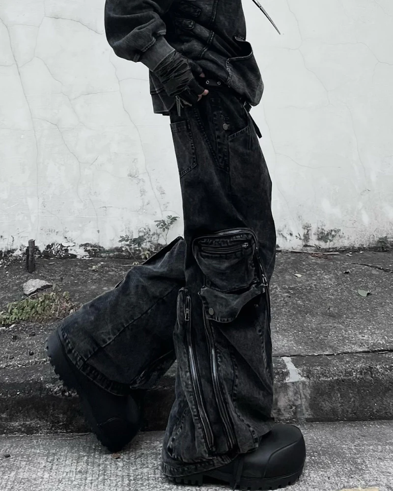 Post-Apocalyptic Washed l Multi-Pocket Cargo Jeans - Image 3
