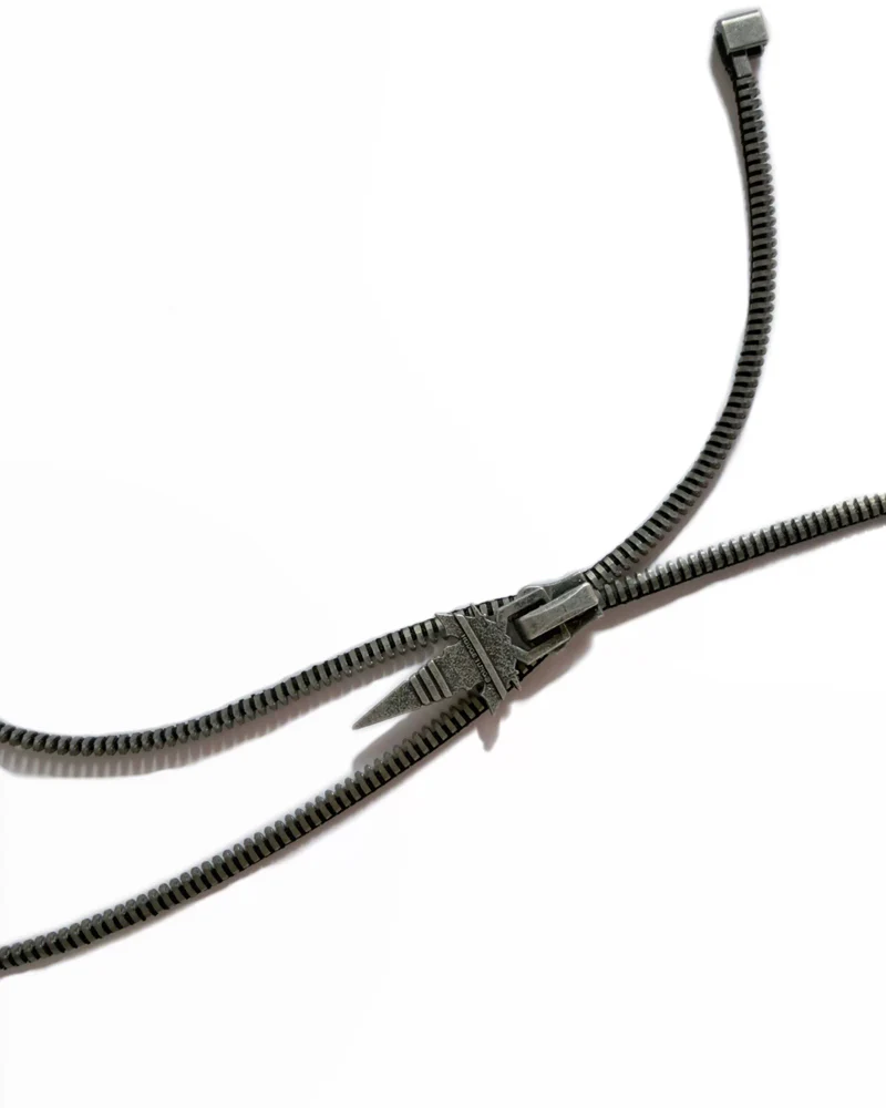 Street Punk Decorated Zipper Necklace - Image 3