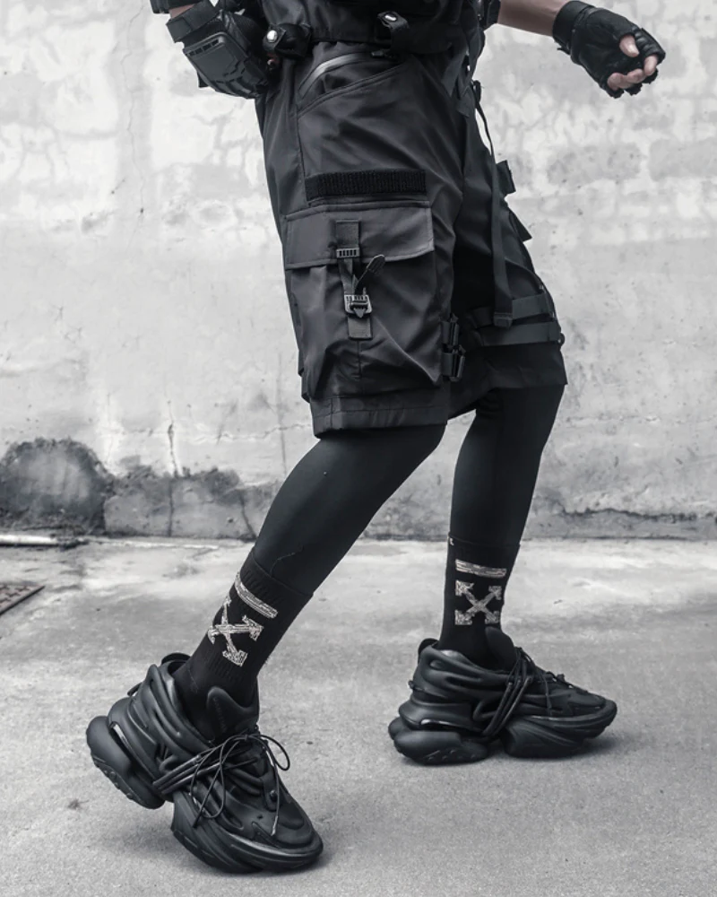 Streetwear Multi Pockets Black Cargo Shorts - Image 4