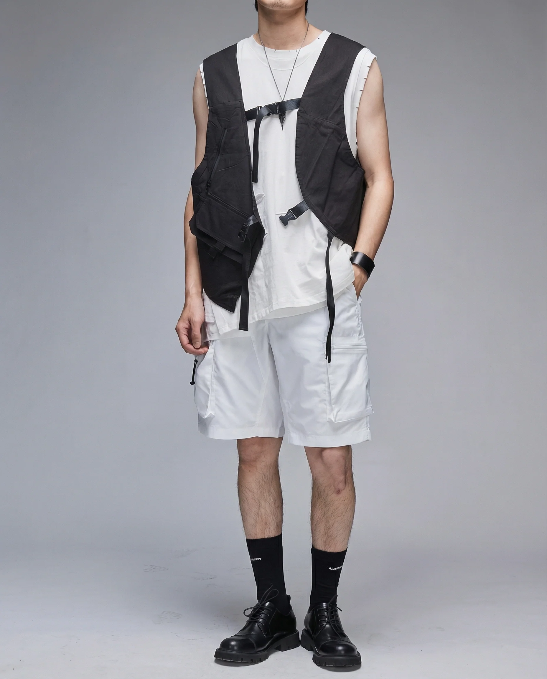 Techwear Water-Repellent Belted Cargo Shorts - Image 11