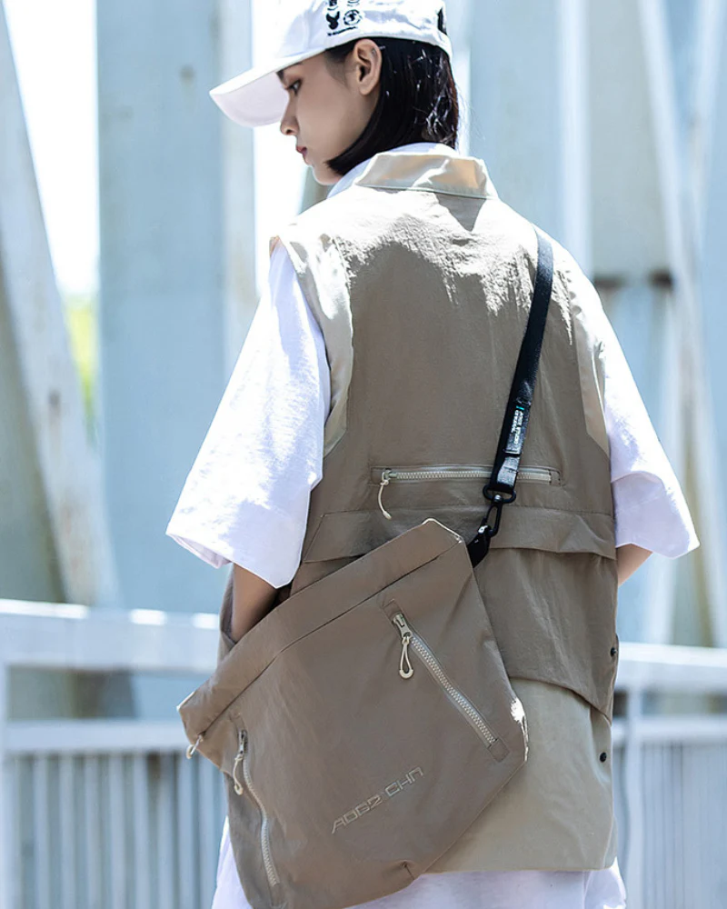 Urban Functional Detachable Backpack Vest - Image 12