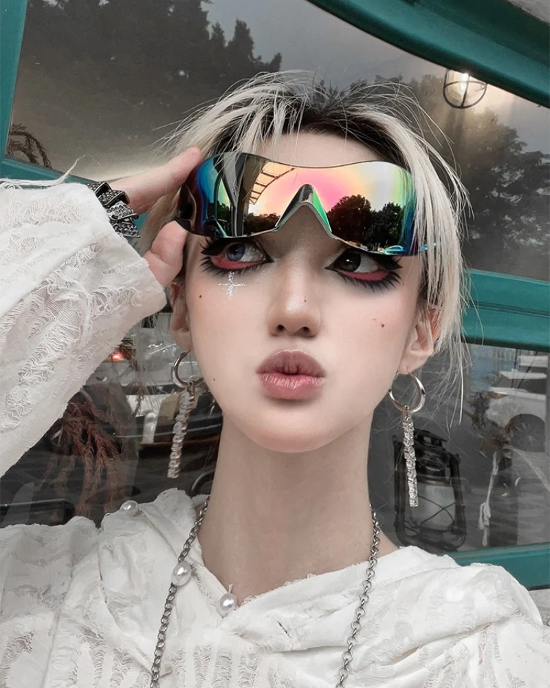 Y2K Punk Style Sunglasses - Image 6